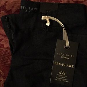 Limited Denim Fit and Flare 678 NWT pants